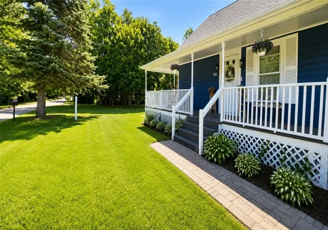 Homes for sale in North Smithfield, RI | 424 Buxton St, North Smithfield, RI 02896 | MLS# 1414632
