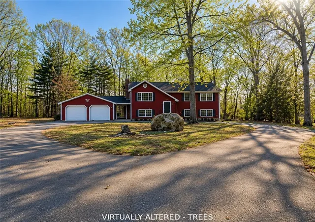Homes for sale in Westerly, RI | 9 Hardwood Ln, Westerly, RI 02891 | MLS# 1414683