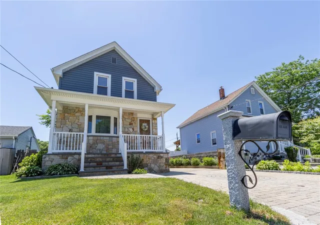 Homes for sale in East Providence, RI | 175 Leonard Ave, East Providence, RI 02914 | MLS# 1414780