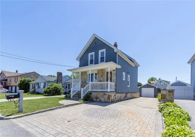 Homes for sale in East Providence, RI | 175 Leonard Ave, East Providence, RI 02914 | MLS# 1414780