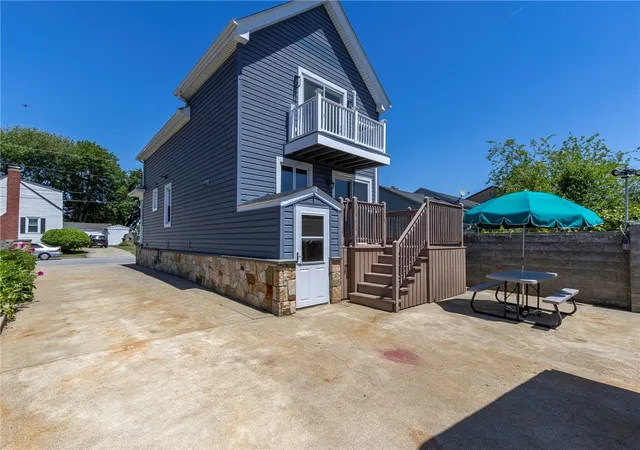 5th image of 175 Leonard Ave, East Providence, RI 02914 | MLS# 1414780