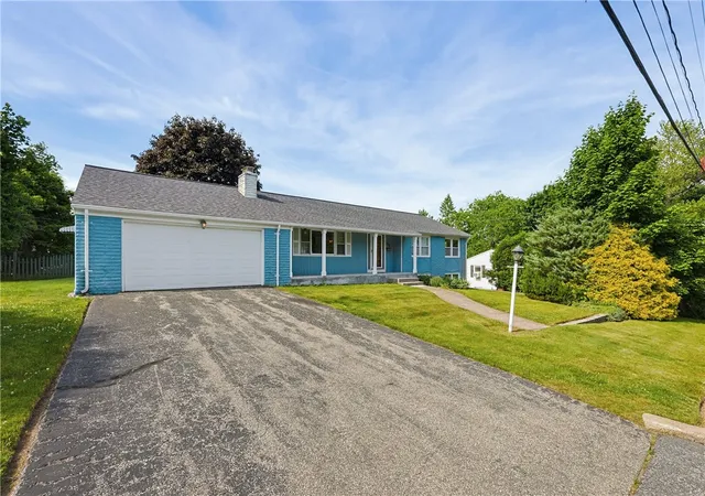 Homes for sale in North Providence, RI | 32 Brookfarm Rd, North Providence, RI 02904 | MLS# 1414828