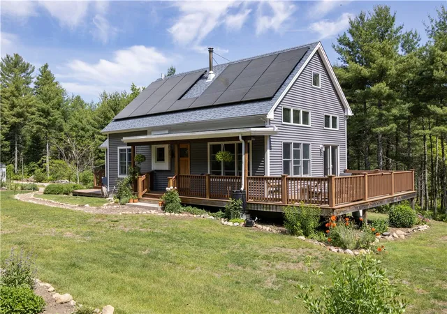 Homes for sale in West Greenwich, RI | 216 Plain Rd, West Greenwich, RI 02817 | MLS# 1414238
