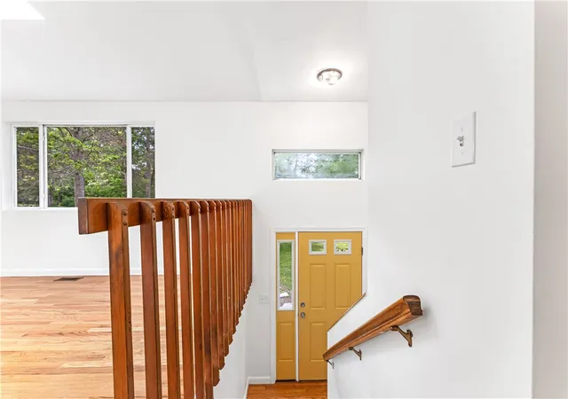 Homes for sale in North Kingstown, RI | 107 Huckleberry Rd, North Kingstown, RI 02852 | MLS# 1414752