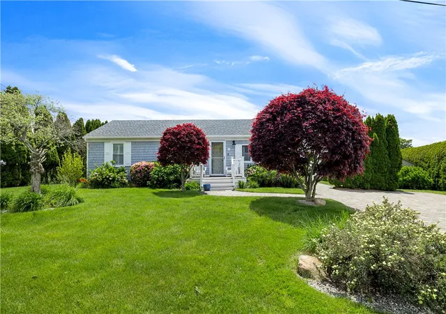 2nd image of 35 Willow Ave, Narragansett, RI 02882 | MLS# 1414570