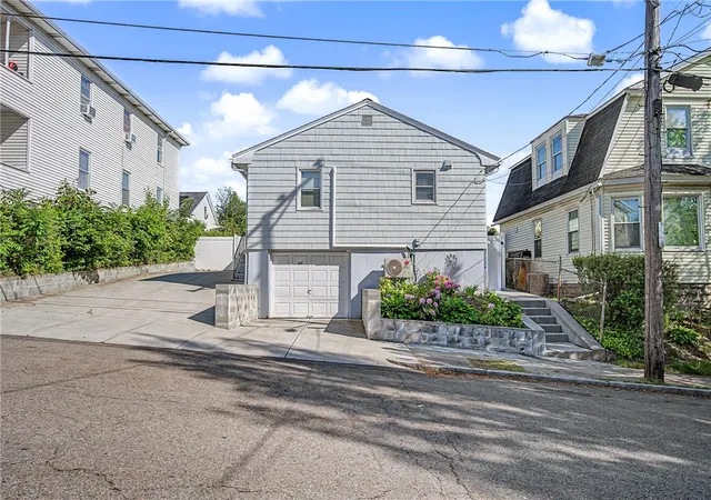Homes for sale in Pawtucket, RI | 15 Beechwood Ave, Pawtucket, RI 02860 | MLS# 1414893