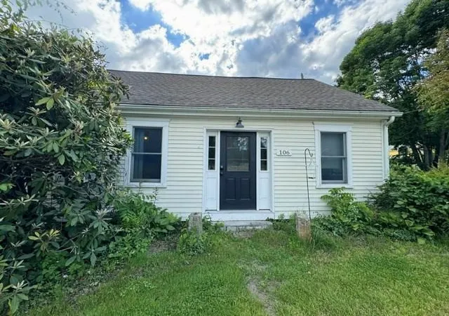 Homes for sale in South Kingstown, RI | 106 North Rd, South Kingstown, RI 02879 | MLS# 1414873