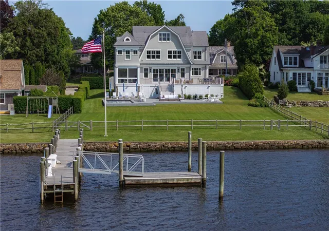 Homes for sale in Westerly, RI | 39 Avondale Rd, Westerly, RI 02891 | MLS# 1414708