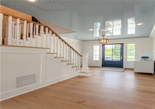 Photo 3 of Single family home for sale at 39 Avondale Rd, Westerly, RI 02891 | MLS# 1414708 | Listing updated on 2026-06-22