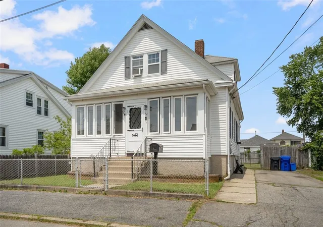 2nd image of 52 Dover St, Pawtucket, RI 02860 | MLS# 1412442