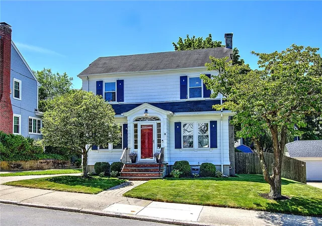 Homes for sale in Pawtucket, RI | 40 Lafayette St, Pawtucket, RI 02860 | MLS# 1414969