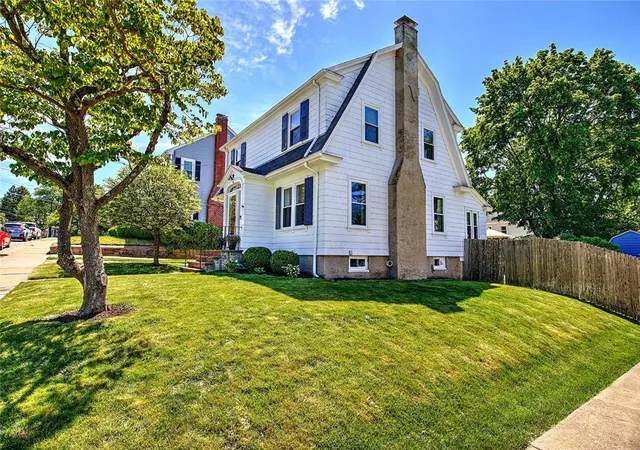 Homes for sale in Pawtucket, RI | 40 Lafayette St, Pawtucket, RI 02860 | MLS# 1414969