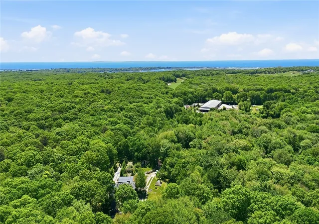 Homes for sale in Charlestown, RI | 160 Ross Hill Rd, Charlestown, RI 02813 | MLS# 1414658