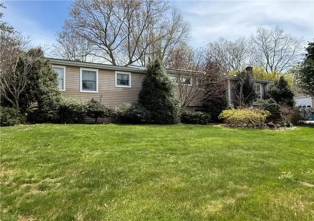 49th image of 1 Edgewood Ave, Hopkinton, RI 02804 | MLS# 1414986