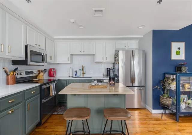 Homes for sale in North Providence, RI | 494 Woonasquatucket Ave #404, North Providence, RI 02911 | MLS# 1414999