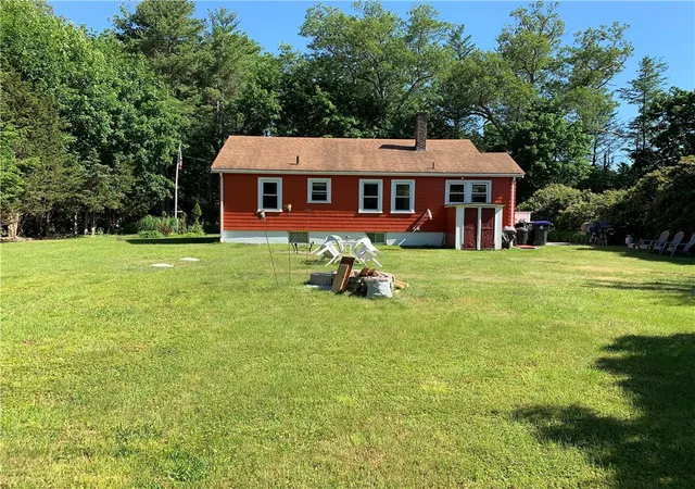 Homes for sale in Cumberland, RI | 28 Old Reservoir Rd, Cumberland, RI 02864 | MLS# 1414853
