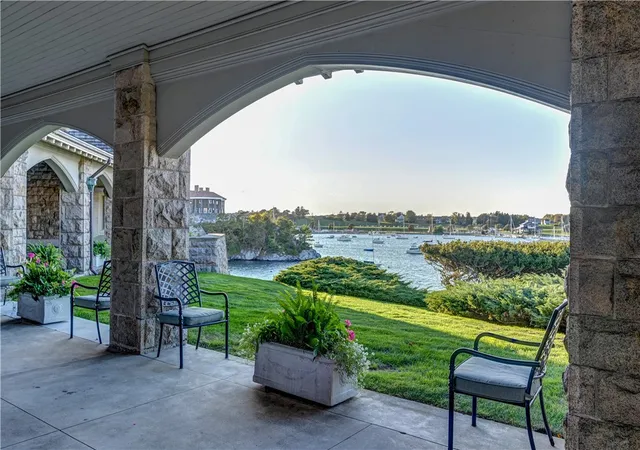 5th image of 127 Harrison Ave #2, Newport, RI 02840 | MLS# 1415043