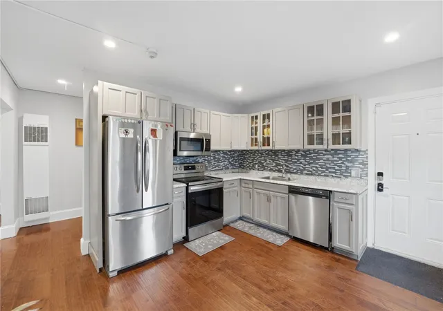Homes for sale in Woonsocket, RI | 736 Social St #1R, Woonsocket, RI 02895 | MLS# 1414887