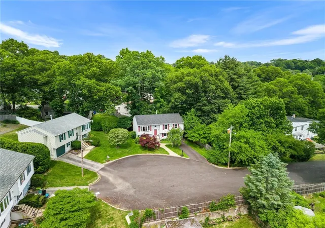20th image of 1 Jared Ct, North Providence, RI 02911 | MLS# 1415049