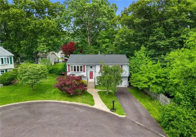 2nd image of 1 Jared Ct, North Providence, RI 02911 | MLS# 1415049