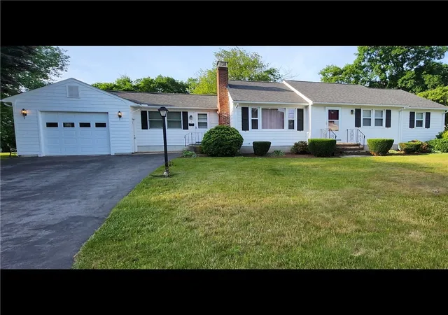 2nd image of 14 Cavalcade Blvd, Johnston, RI 02919 | MLS# 1415065