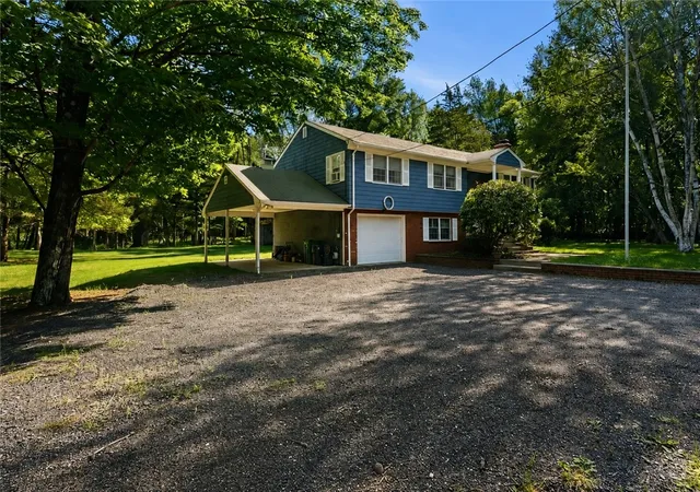 Homes for sale in North Scituate, RI | 206 Rocky Hill Rd, North Scituate, RI 02857 | MLS# 1414714