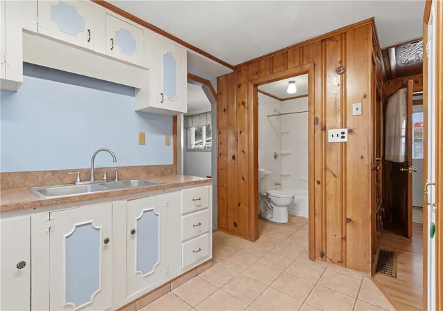 Photo 3 of Sale Pending at 351 Maple St, Warwick, RI 02888 | MLS# 1415078 | Listing updated on 2026-07-06