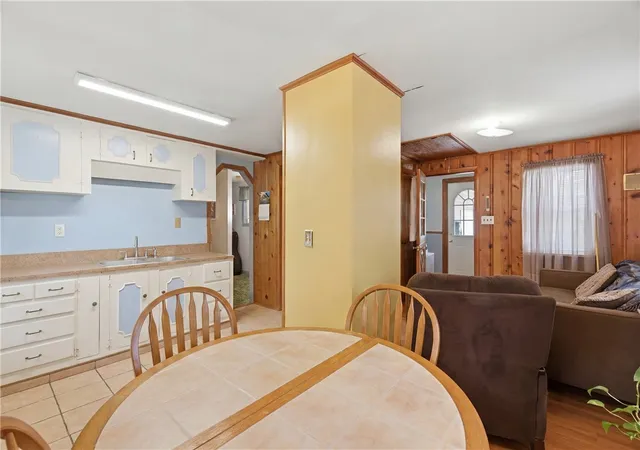 Photo 4 of Sale Pending at 351 Maple St, Warwick, RI 02888 | MLS# 1415078 | Listing updated on 2026-07-06