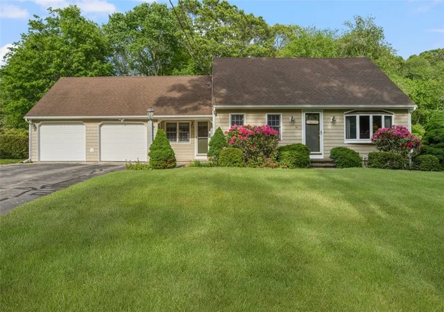 Homes for sale in Charlestown, RI | 14 Driftwood Dr, Charlestown, RI 02813 | MLS# 1414010