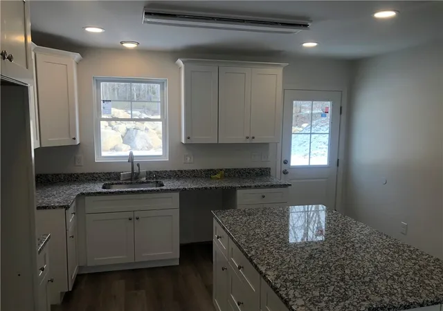 Homes for sale in Lincoln, RI | 1445 Old Louisquisset Pike #8A, Lincoln, RI 02865 | MLS# 1415087