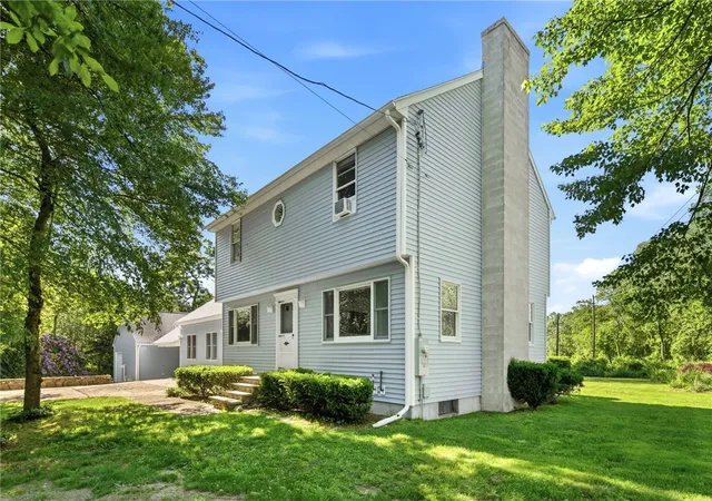 Homes for sale in South Kingstown, RI | 655 Saugatucket Rd, South Kingstown, RI 02879 | MLS# 1415007