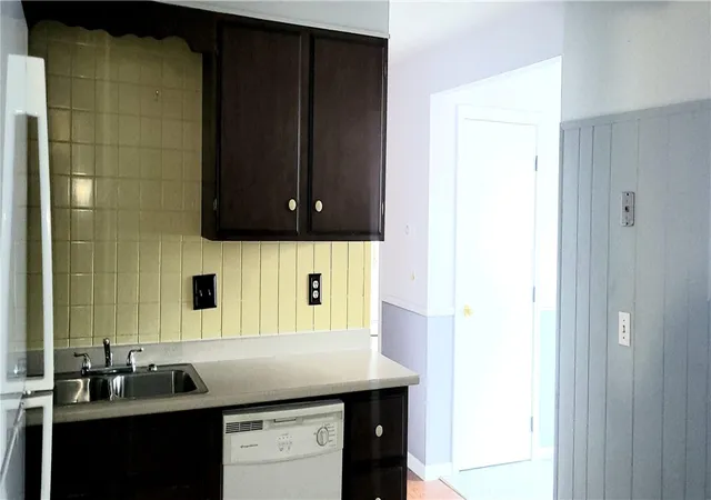 Homes for sale in North Providence, RI | 5 Garibaldi St #36, North Providence, RI 02911 | MLS# 1415033