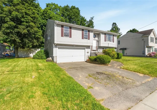 47th image of 199 Winthrop St, Woonsocket, RI 02895 | MLS# 1414691