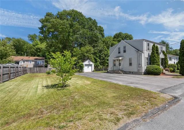 Homes for sale in Cranston, RI | 58 Perkins Ave, Cranston, RI 02910 | MLS# 1415127