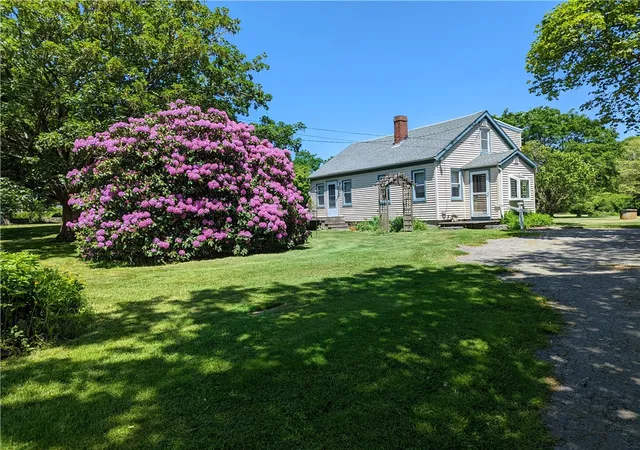 Homes for sale in Little Compton, RI | 138 Willow Ave, Little Compton, RI 02837 | MLS# 1414738
