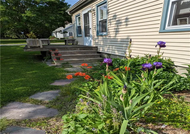 Homes for sale in Little Compton, RI | 138 Willow Ave, Little Compton, RI 02837 | MLS# 1414738