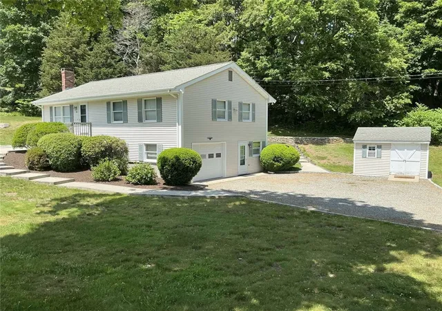 1st image of 196 E Narragansett Ave, South Kingstown, RI 02879 | MLS# 1415167