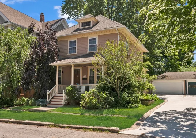 Homes for sale in Pawtucket, RI | 212 Lowden St, Pawtucket, RI 02860 | MLS# 1414603