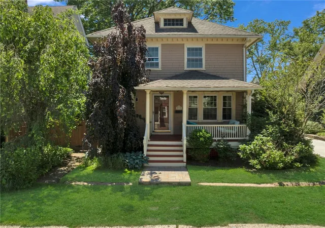 Homes for sale in Pawtucket, RI | 212 Lowden St, Pawtucket, RI 02860 | MLS# 1414603