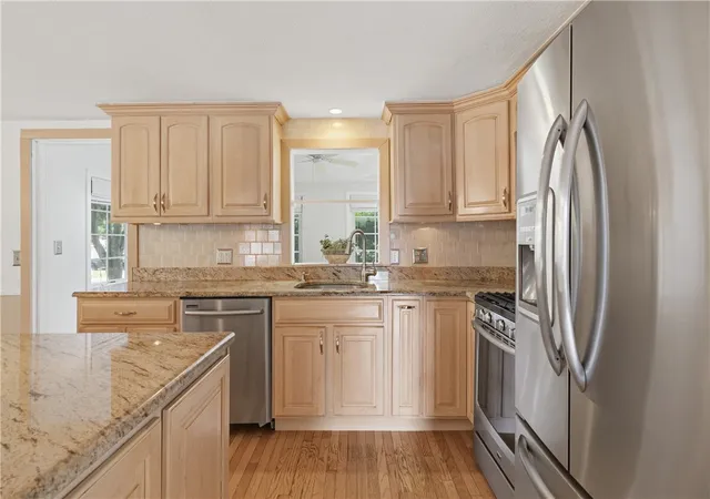 Homes for sale in Cumberland, RI | 10 Sprague St, Cumberland, RI 02864 | MLS# 1415222