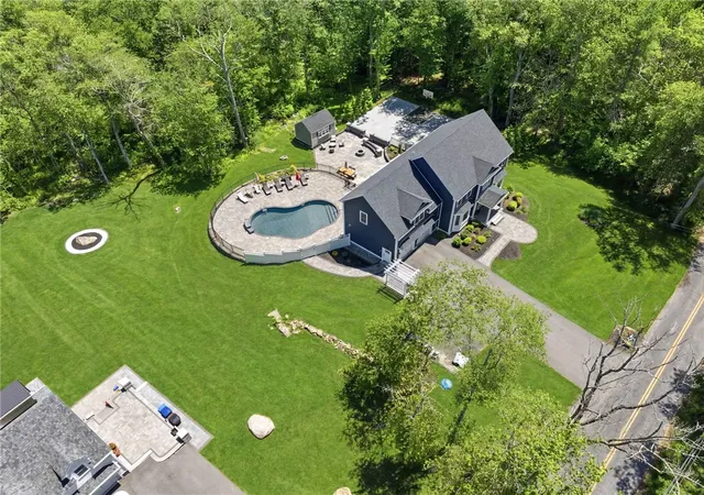 4th image of 2103 Wheeler St, North Dighton, MA 02764 | MLS# 1415226