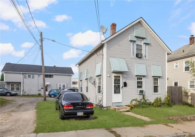 Homes for sale in West Warwick, RI | 12 Grove St, West Warwick, RI 02893 | MLS# 1415264
