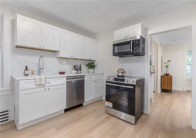 1st image of 28 Young St #Unit 1, Newport, RI 02840 | MLS# 1415201