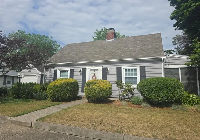 Homes for sale in Pawtucket, RI | 7 Wilton Ave, Pawtucket, RI 02861 | MLS# 1415285