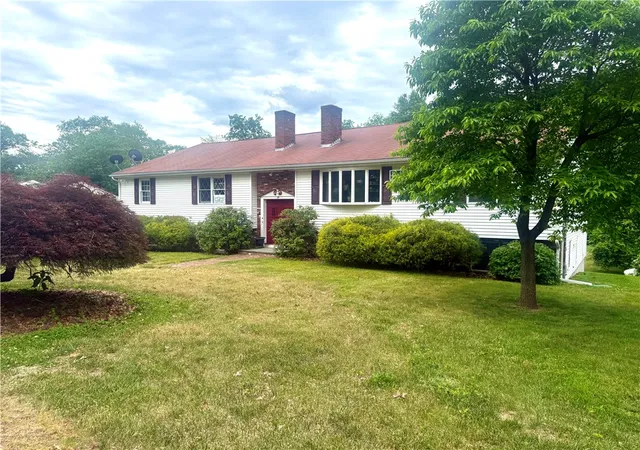 Homes for sale in Cumberland, RI | 35 Brookdale St, Cumberland, RI 02864 | MLS# 1414636