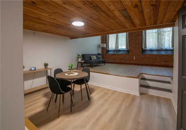 Homes for sale in Smithfield, RI | 15 Higgins St #113, Smithfield, RI 02917 | MLS# 1414909