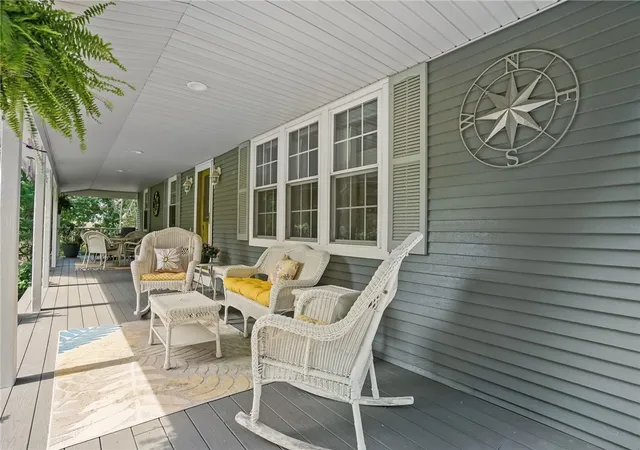 Homes for sale in North Smithfield, RI | 108 Sayles Hill Rd, North Smithfield, RI 02896 | MLS# 1415229