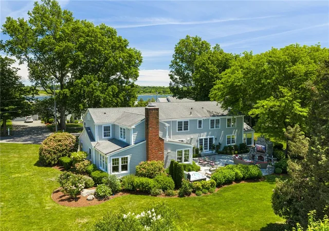Homes for sale in Barrington, RI | 9 Stone Tower Ln, Barrington, RI 02806 | MLS# 1414832