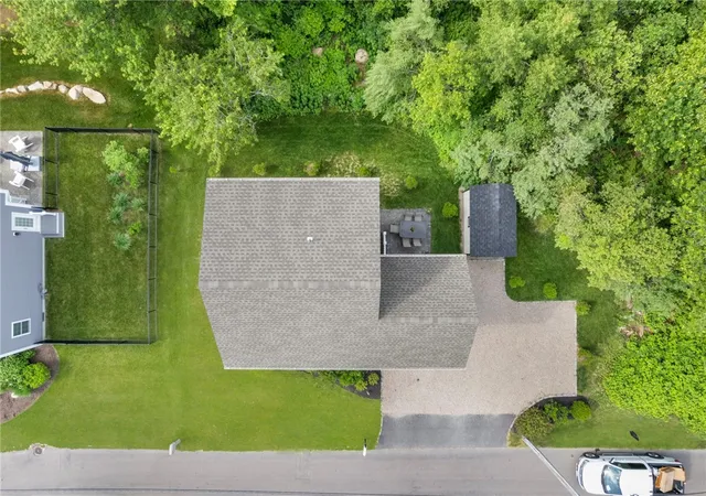 2nd image of 40 Lakeworth Ave, Narragansett, RI 02882 | MLS# 1415259