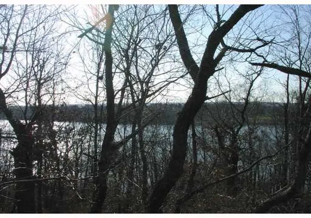 8th image of 536 Highland Rd, Tiverton, RI 02878 | MLS# 1415310